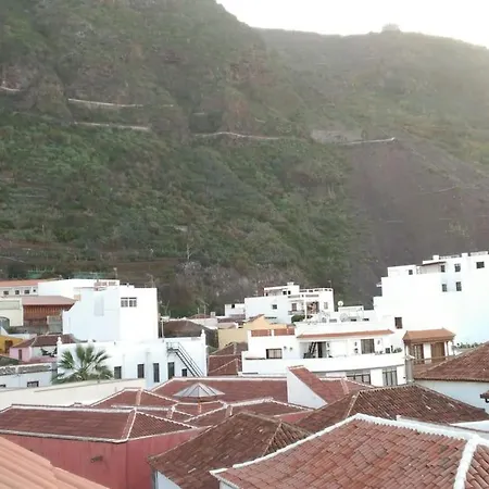 Διαμέρισμα Atico Con Terraza Anexa, Garachico. *