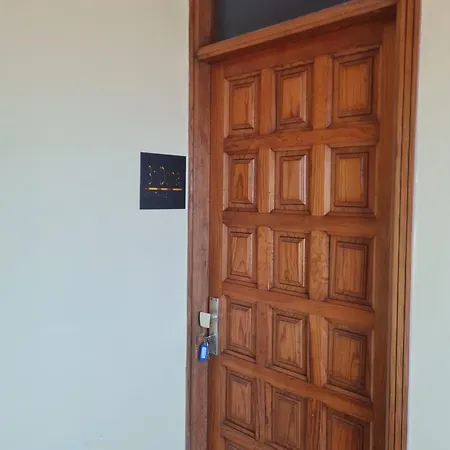 Atico Con Terraza Anexa, Garachico. 아파트