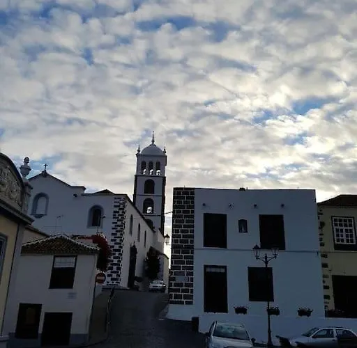Atico Con Terraza Anexa, Garachico. *